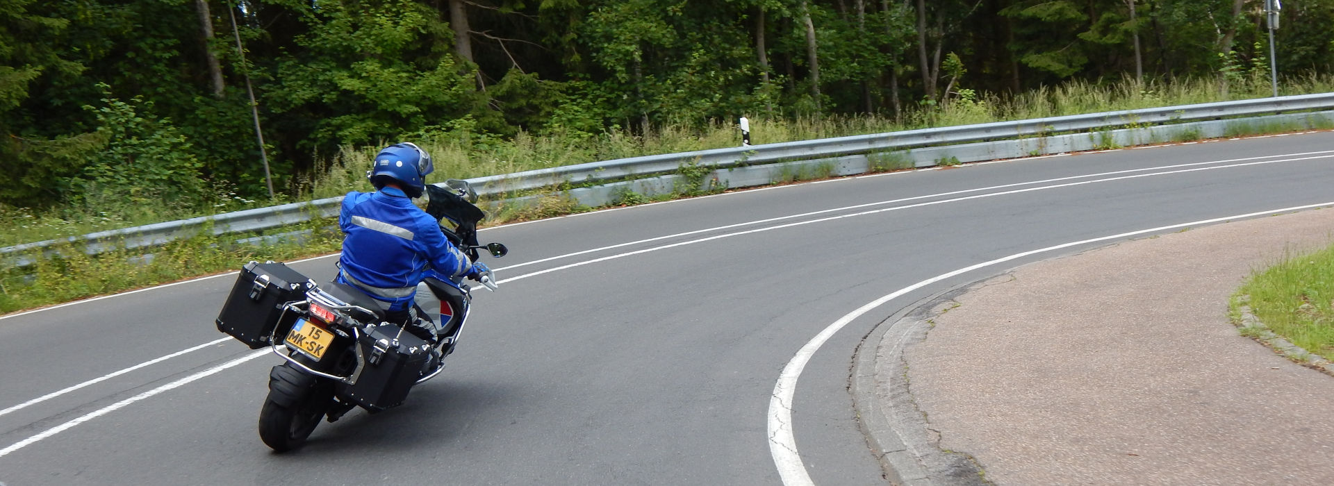 Motorrijbewijspoint Bergschenhoek motorexamens AVB en AVD