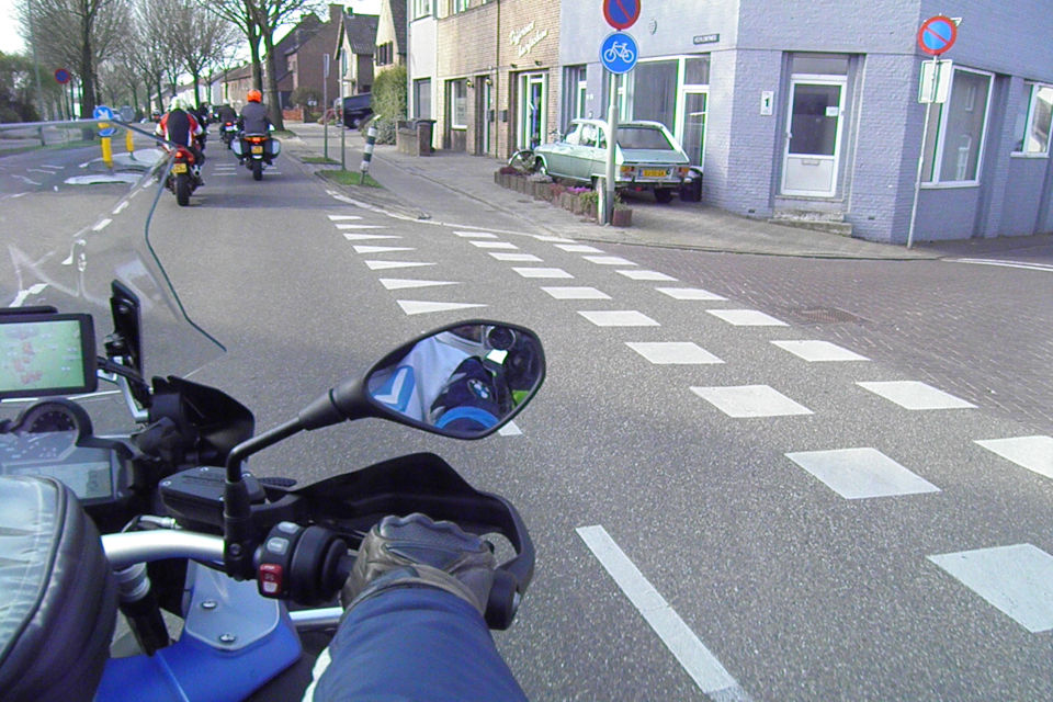 Motorrijbewijspoint Bergschenhoek theorie cursus online